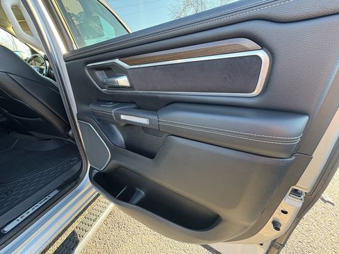 Used 2022 RAM 1500 Laramie image 31