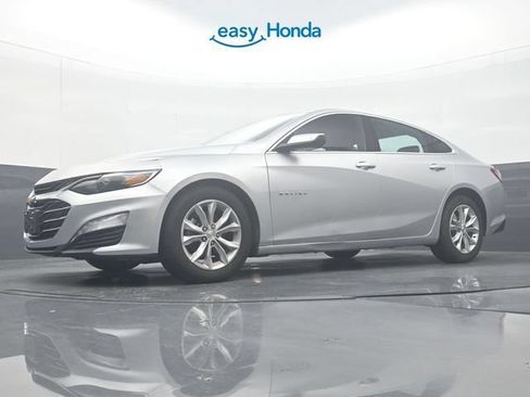 Used 2021 Chevrolet Malibu LT FWD image 29
