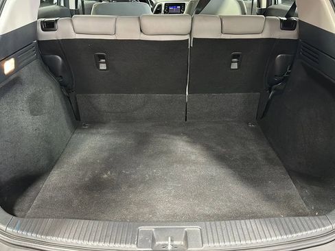 Used 2021 Honda HR-V LX image 13