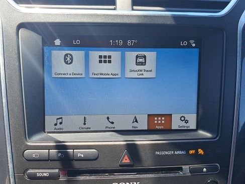 Used 2018 Ford Explorer Limited w/ Equipment Group 301A AWD/4WD image 20