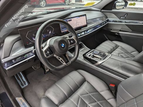 Used 2023 BMW 760i xDrive AWD/4WD image 16