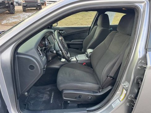 Used 2014 Dodge Charger R/T image 11
