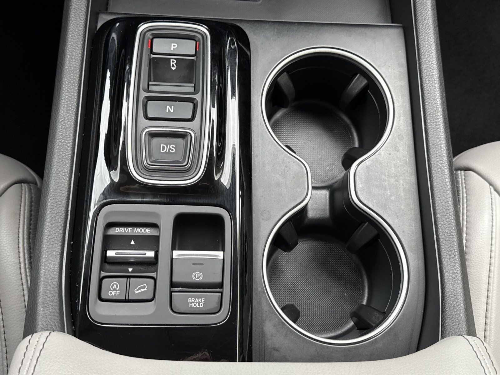 Used 2023 Honda Pilot Touring image 30