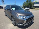 Used 2019 Mitsubishi Outlander ES image 2
