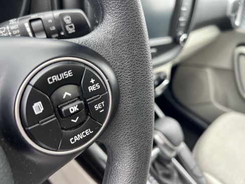 Used 2020 Kia Soul S image 25