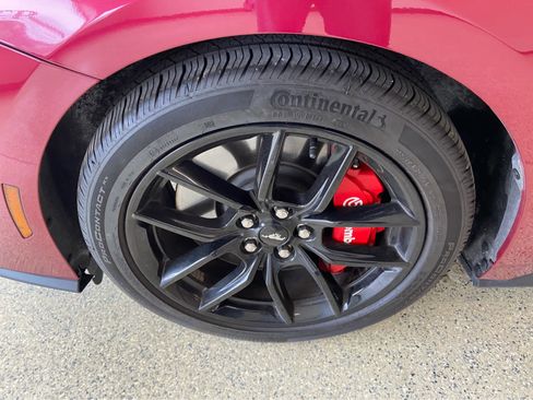 Used 2025 Ford Mustang GT Premium RWD image 13