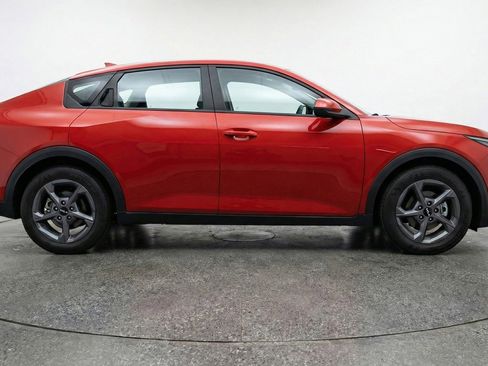 Used 2025 Kia K4 FWD image 8