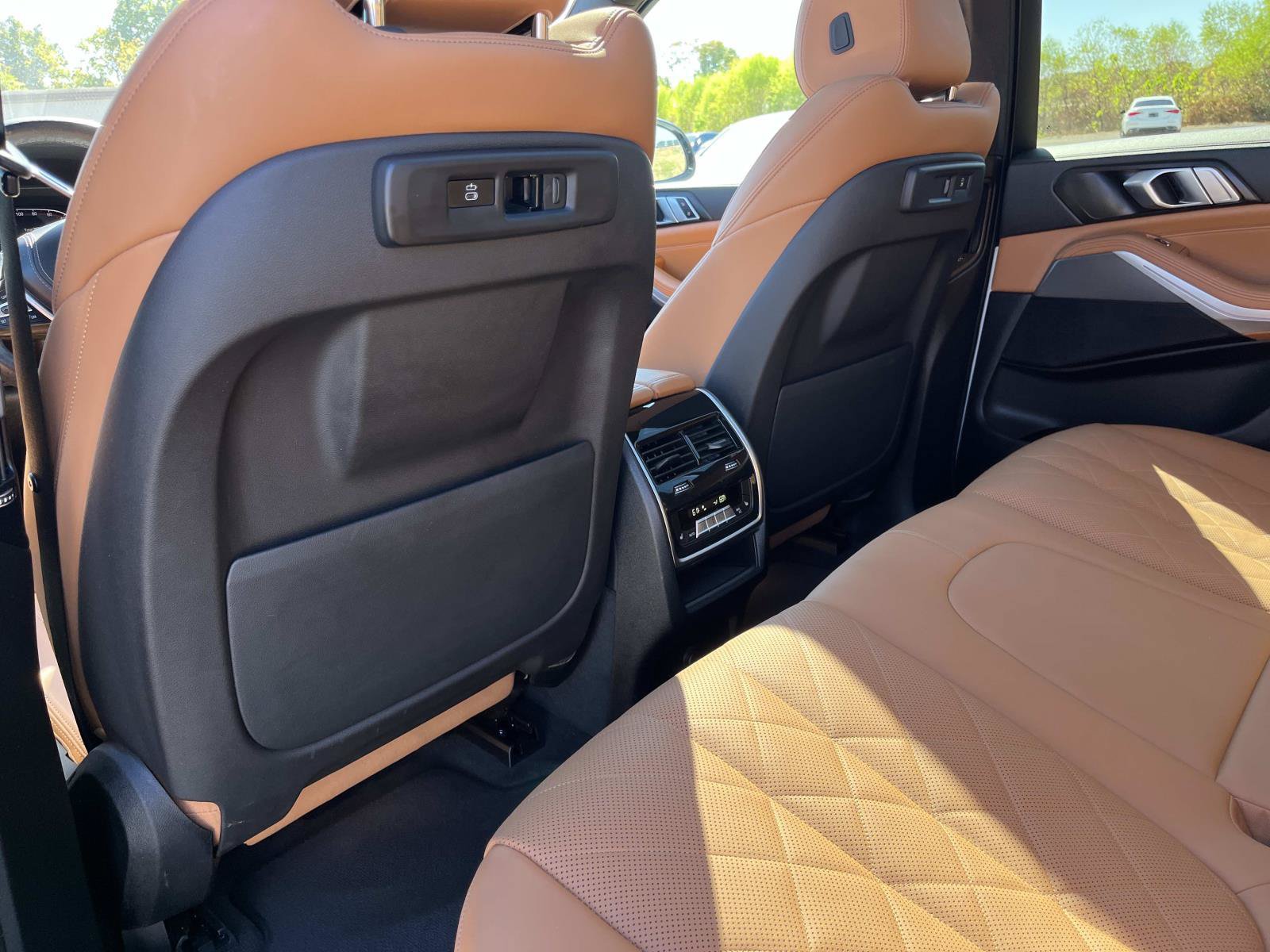Used 2023 BMW X5 xDrive40i w/ Premium Package AWD/4WD image 21