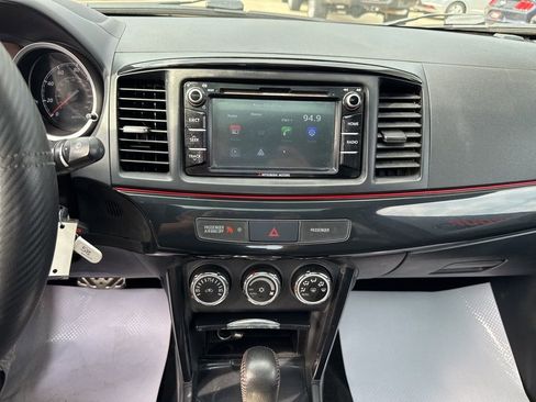 Used 2017 Mitsubishi Lancer LE FWD image 7