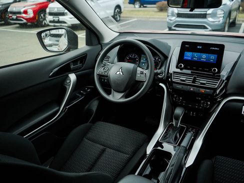 New 2025 Mitsubishi Eclipse Cross LE image 14