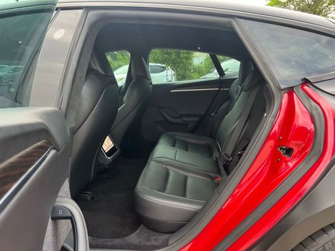 Used 2021 Tesla Model S Plaid image 17