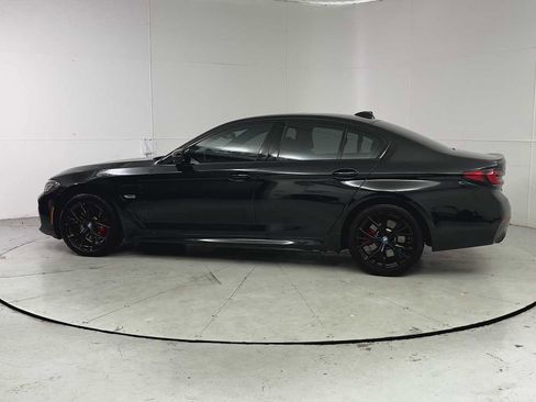 Used 2023 BMW 530e xDrive w/ Executive Package image 5