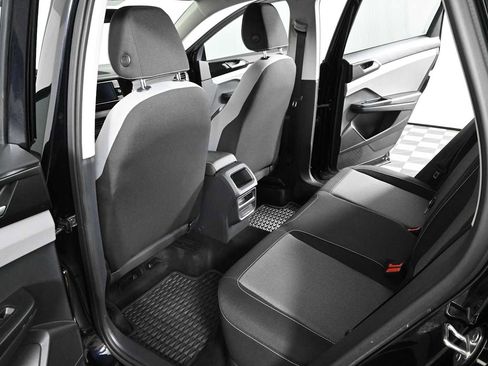 Certified 2023 Volkswagen Taos S FWD image 12