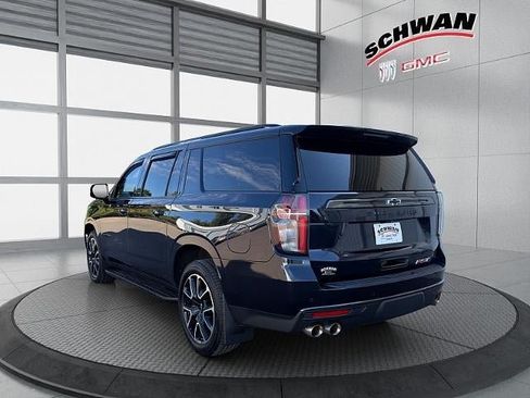Used 2022 Chevrolet Suburban RST w/ Sport Performance Package AWD/4WD image 6