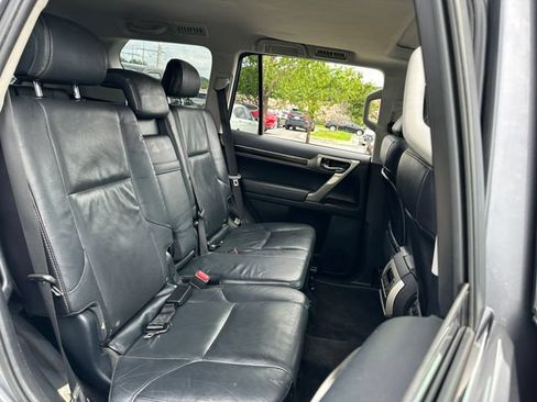 Used 2015 Lexus GX 460 w/ Premium Package AWD/4WD image 31