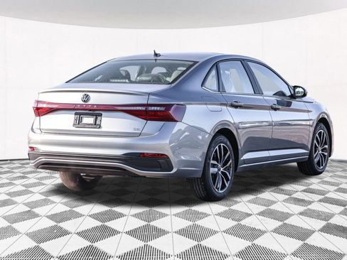 New 2026 Volkswagen Jetta SE FWD image 15