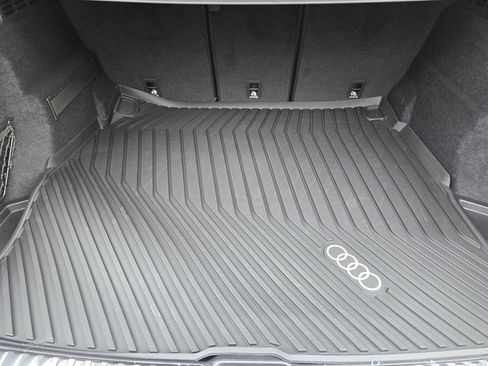 New 2025 Audi SQ5 Premium Plus image 36