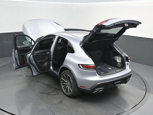 New 2026 Porsche Macan S image 47