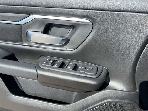 New 2026 RAM 1500 4x4 Crew Cab image 11