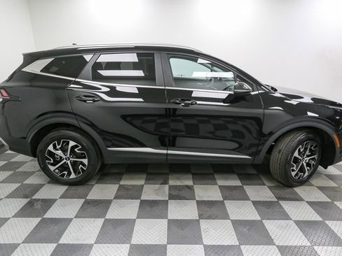 Used 2023 Kia Sportage EX image 8