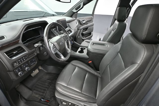 Used 2022 Chevrolet Suburban Z71 w/ Off-Road Capability Package AWD/4WD image 18