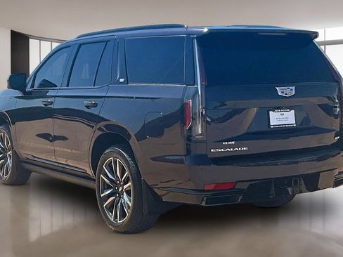 Used 2024 Cadillac Escalade Sport Platinum AWD/4WD image 12