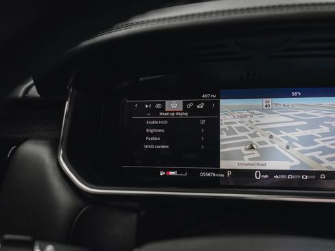 Used 2020 Land Rover Range Rover Sport SVR image 56