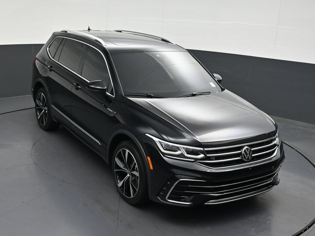 Used 2024 Volkswagen Tiguan SEL R-Line AWD/4WD image 27