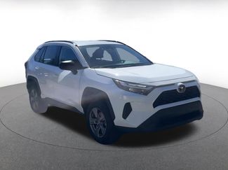 Used 2025 Toyota RAV4 LE video 2