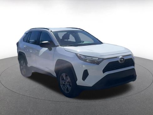 Used 2025 Toyota RAV4 LE image 2