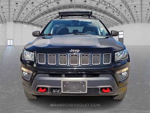 Used 2021 Jeep Compass Trailhawk image 2
