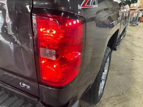 Used 2015 Chevrolet Silverado 1500 LTZ Z71 w/ LTZ Plus Package image 22