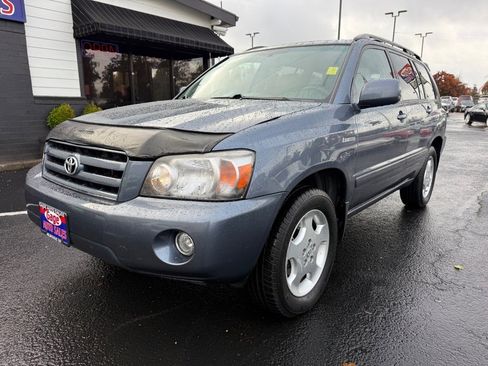Used 2005 Toyota Highlander Limited image 11