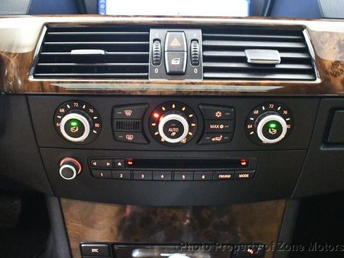 Used 2010 BMW 535i xDrive Sedan w/ M Sport Pkg image 25