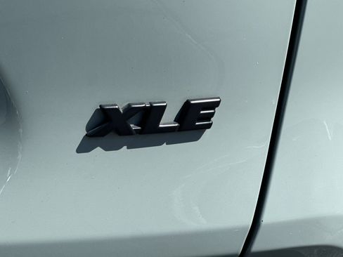 Used 2022 Toyota RAV4 XLE Premium FWD image 22