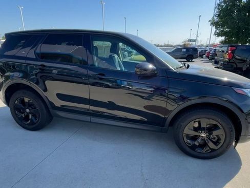 Used 2023 Land Rover Discovery Sport S image 3