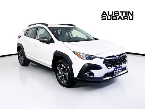 Used 2025 Subaru Crosstrek 2.0i Premium image 1