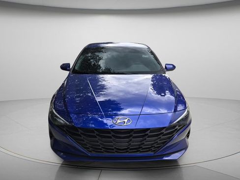 Used 2023 Hyundai Elantra SEL FWD image 3