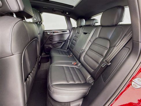New 2026 Porsche Macan S image 25