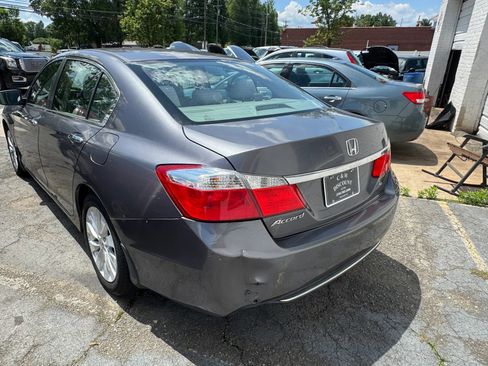 Used 2013 Honda Accord EX image 4