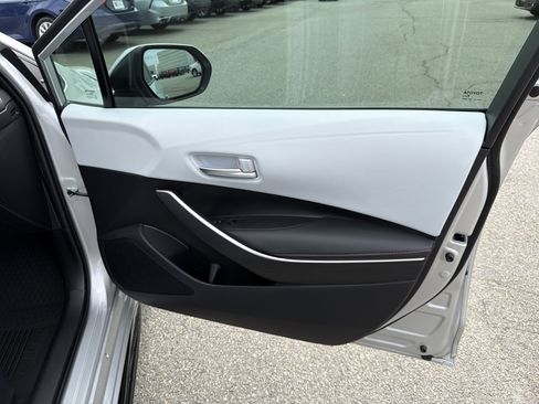 Certified 2024 Toyota Corolla SE image 25