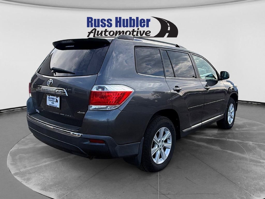 Used 2011 Toyota Highlander SE w/ Tow Pkg AWD/4WD image 7