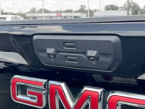 Used 2024 GMC Sierra 3500 Denali w/ Denali Reserve Package AWD/4WD image 29