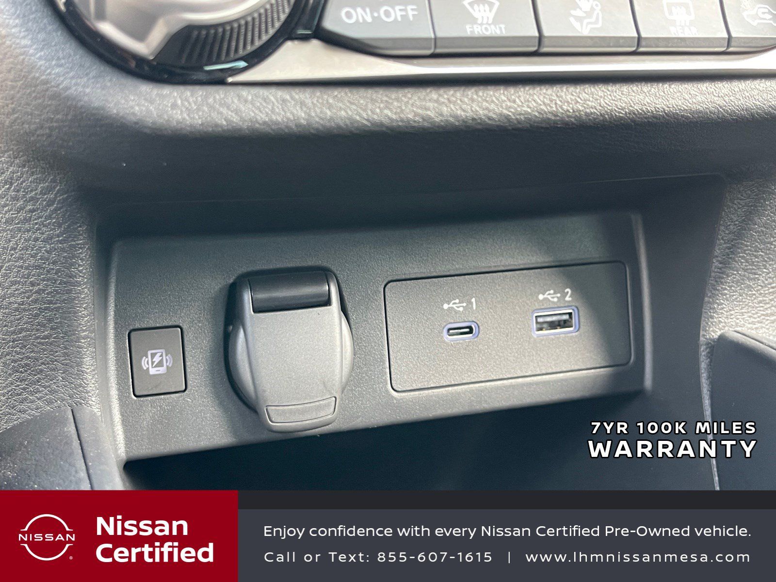 Certified 2025 Nissan Versa SR w/ Trunk Package FWD image 29