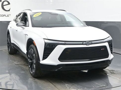Used 2024 Chevrolet Blazer EV RS image 50
