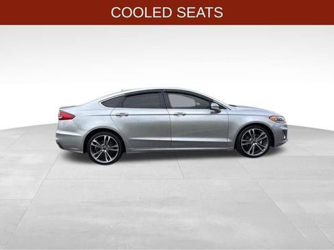 Used 2020 Ford Fusion Titanium image 8