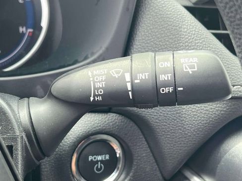 Certified 2025 Toyota RAV4 XLE AWD/4WD image 28