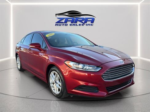 Used 2015 Ford Fusion SE FWD image 9