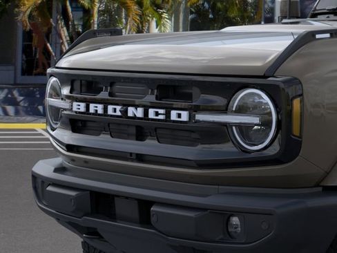 New 2025 Ford Bronco Outer Banks AWD/4WD image 20