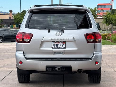 Certified 2018 Toyota Sequoia SR5 w/ Preferred Accessory Package RWD image 5